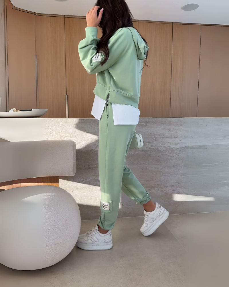 Conjunto Feminino Moletom com Capuz Comfy Gabi