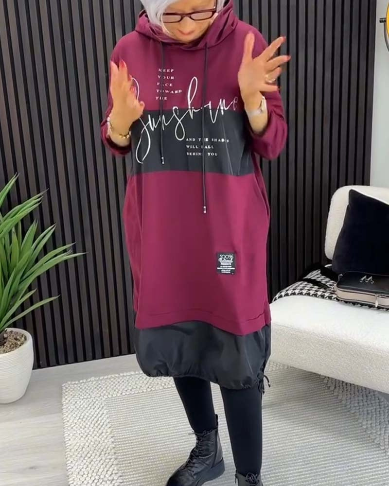 Vestido Feminino Estilo Moletom com Capuz