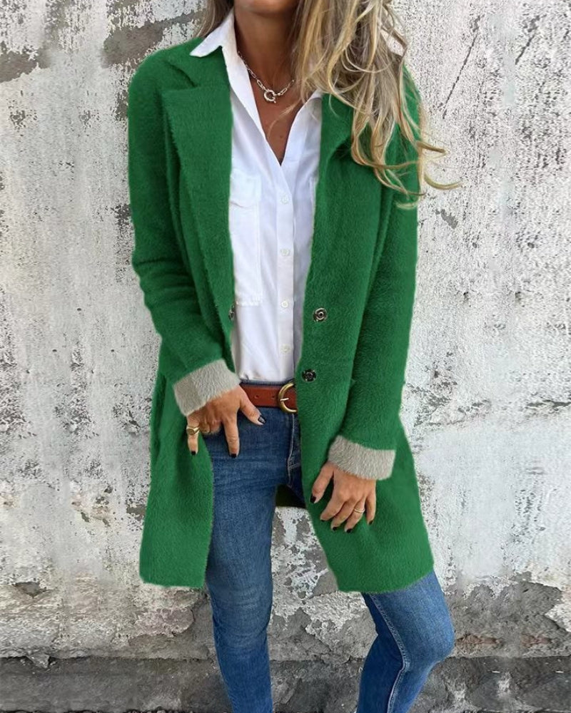 Casaco Feminino de Lã Bouclê com Lapela e Botões Talita