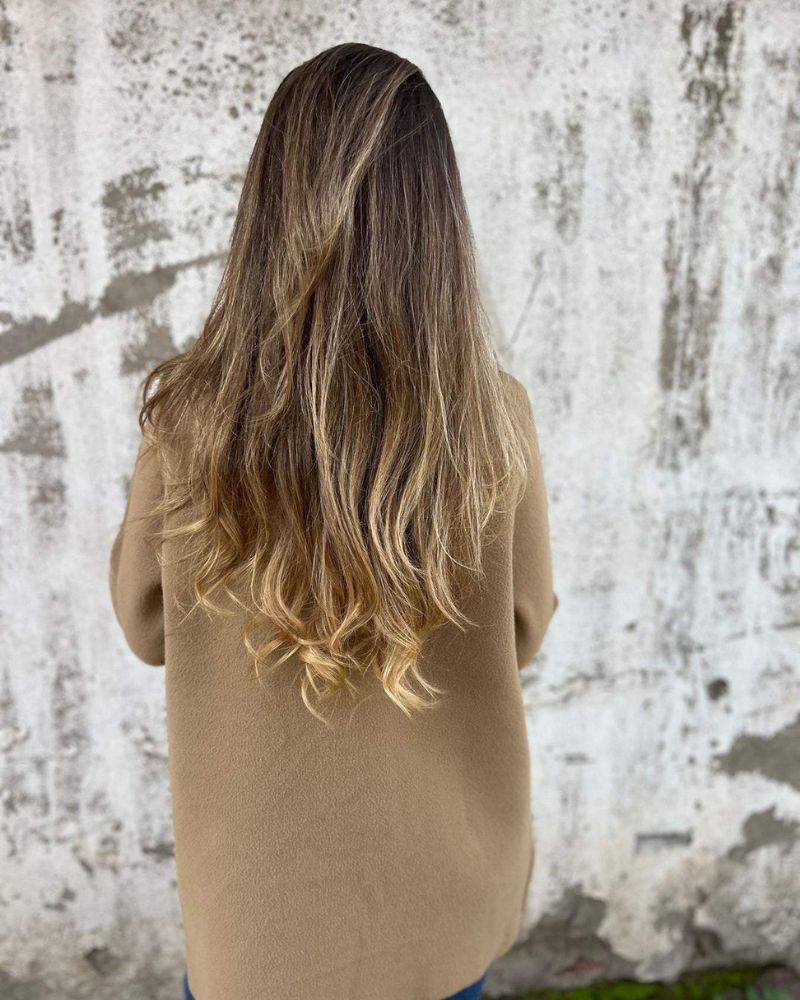 Blazer Feminino Alfaiataria com Botões e Lapela Rosalie