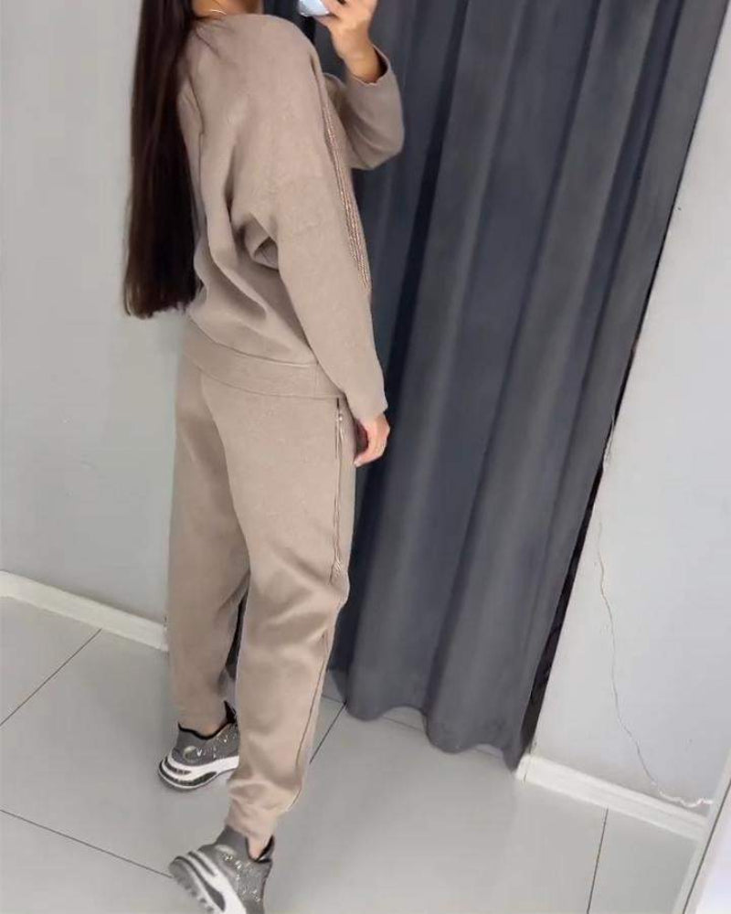 Conjunto Feminino em Malha com Brilho Whitney