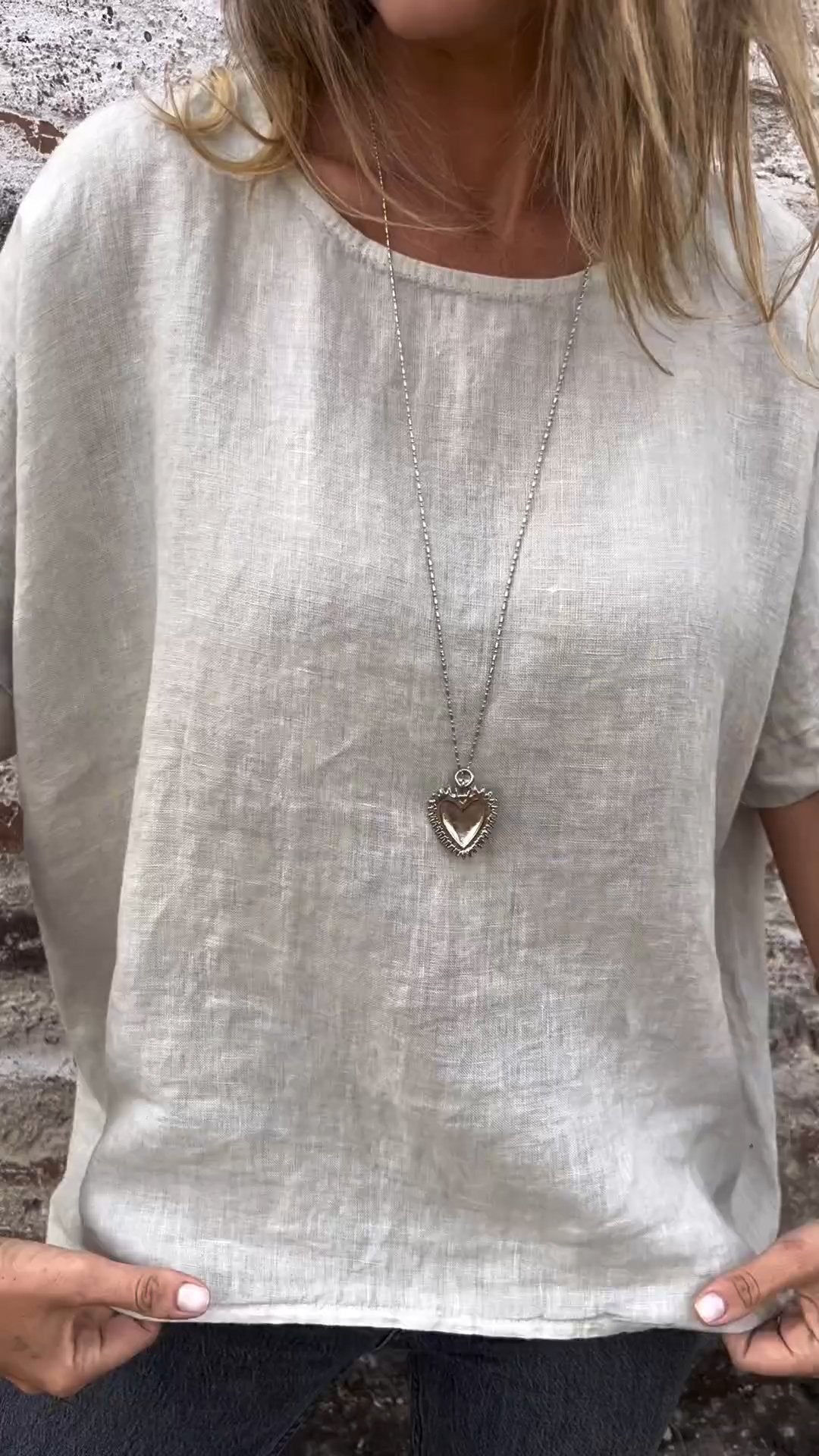 Camiseta de Algodão e Linho com Gola Redonda