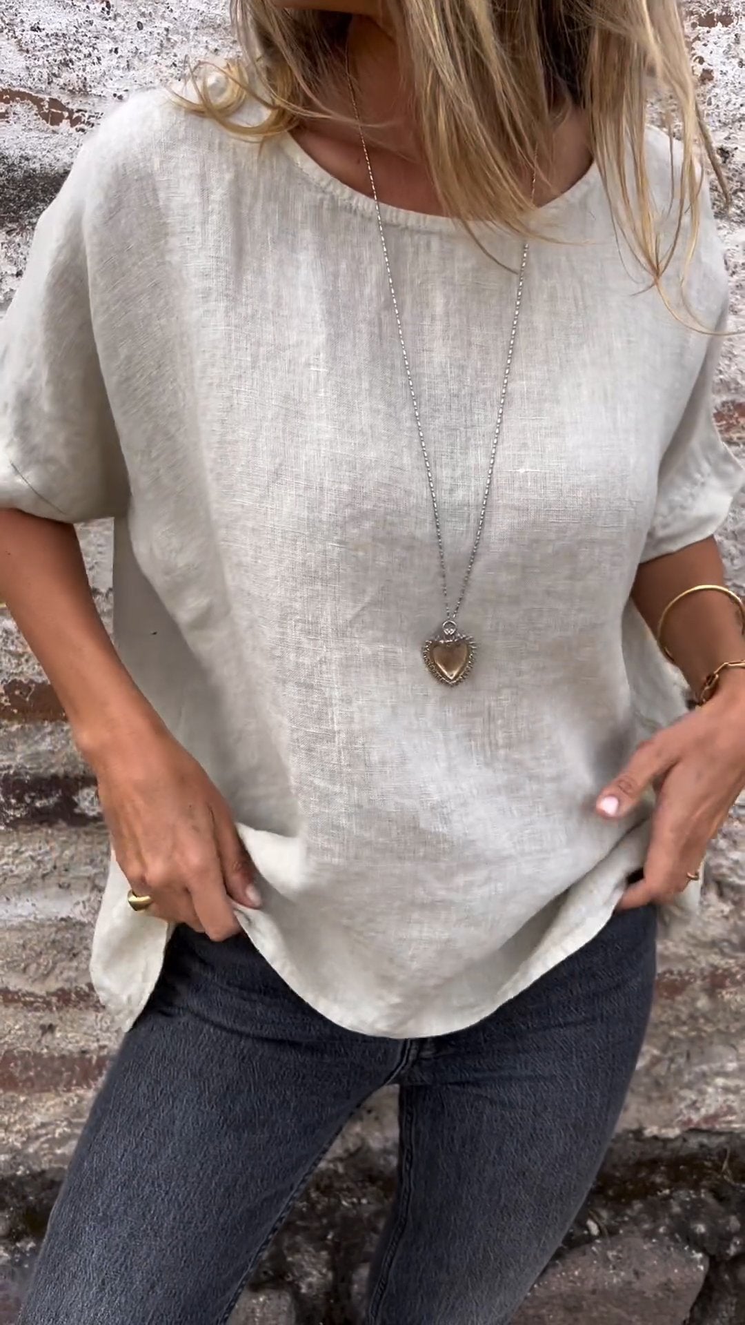 Camiseta de Algodão e Linho com Gola Redonda