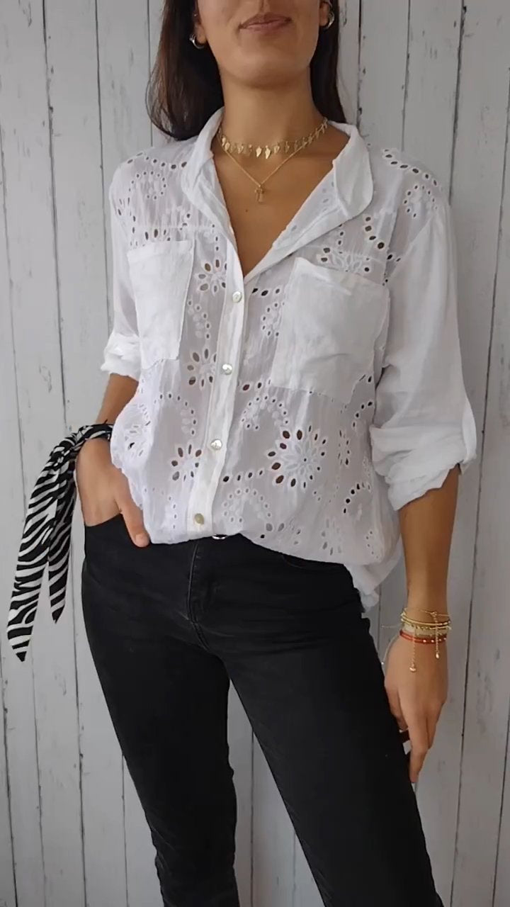 Camisa vazada de algodão e linho em cor sólida