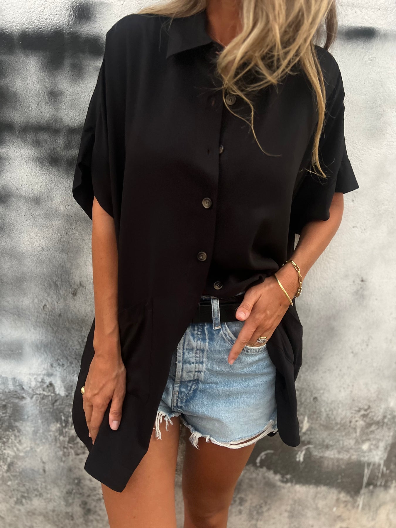 Camisa longa confortável de algodão e linho