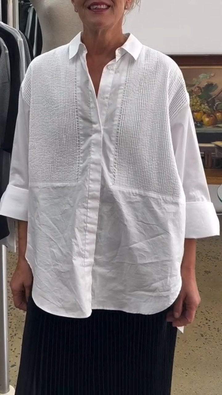 Camisa Feminina Casual de Manga Longa com Lapela