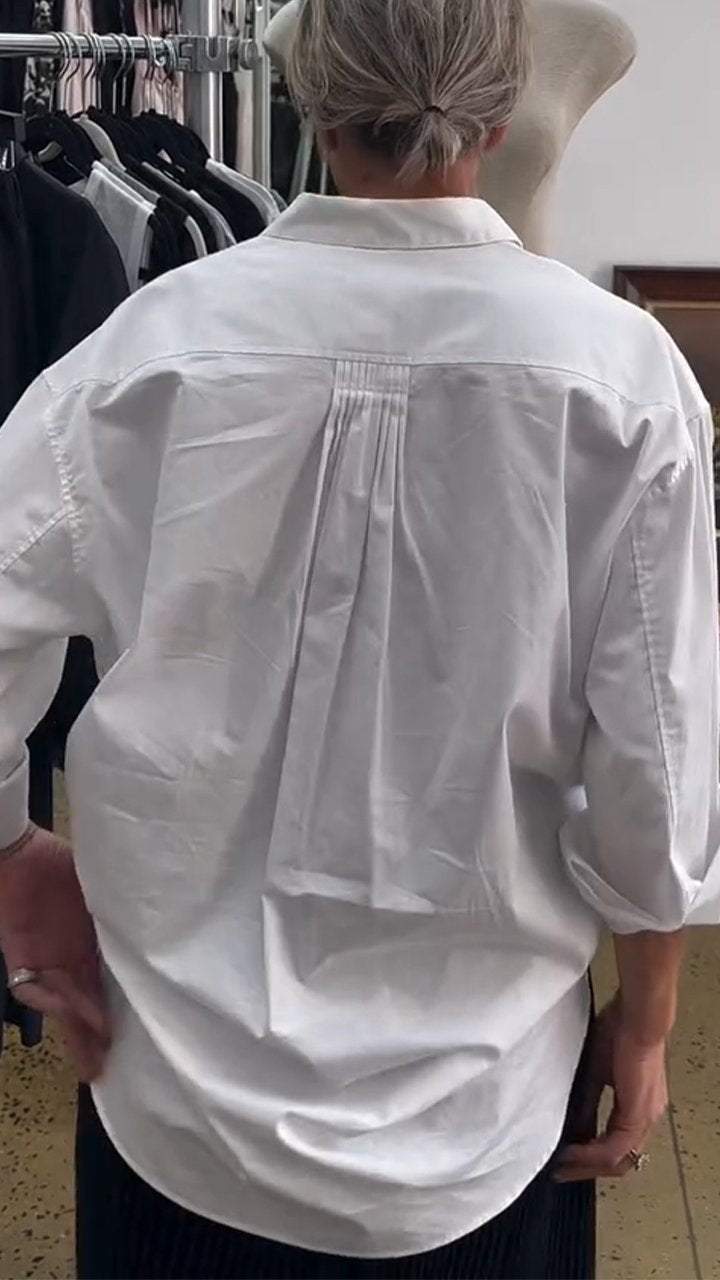 Camisa Feminina Casual de Manga Longa com Lapela