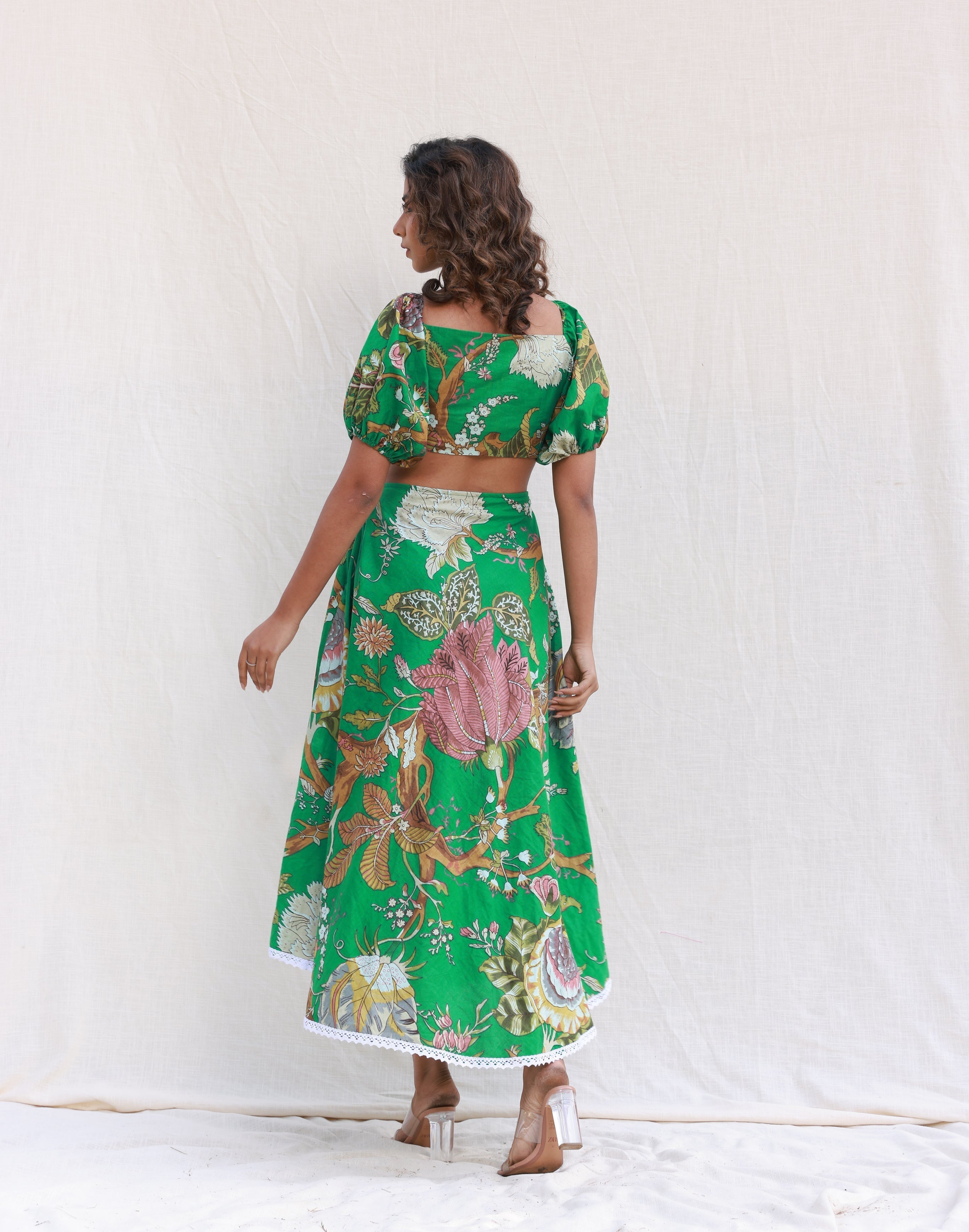 Vestido Longo de Verão com Estampa Floral e Manga Bufante Aurora