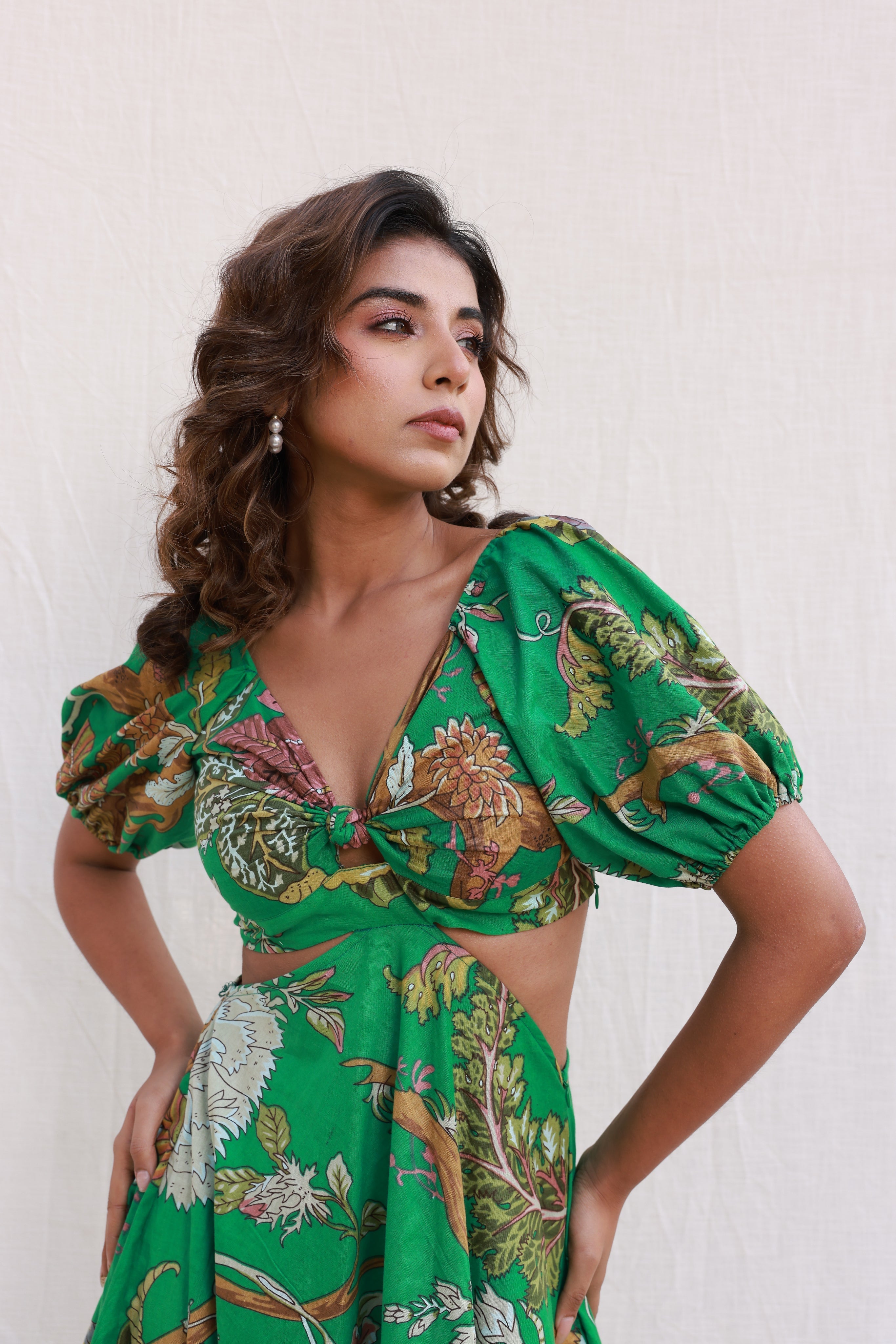 Vestido Longo de Verão com Estampa Floral e Manga Bufante Aurora