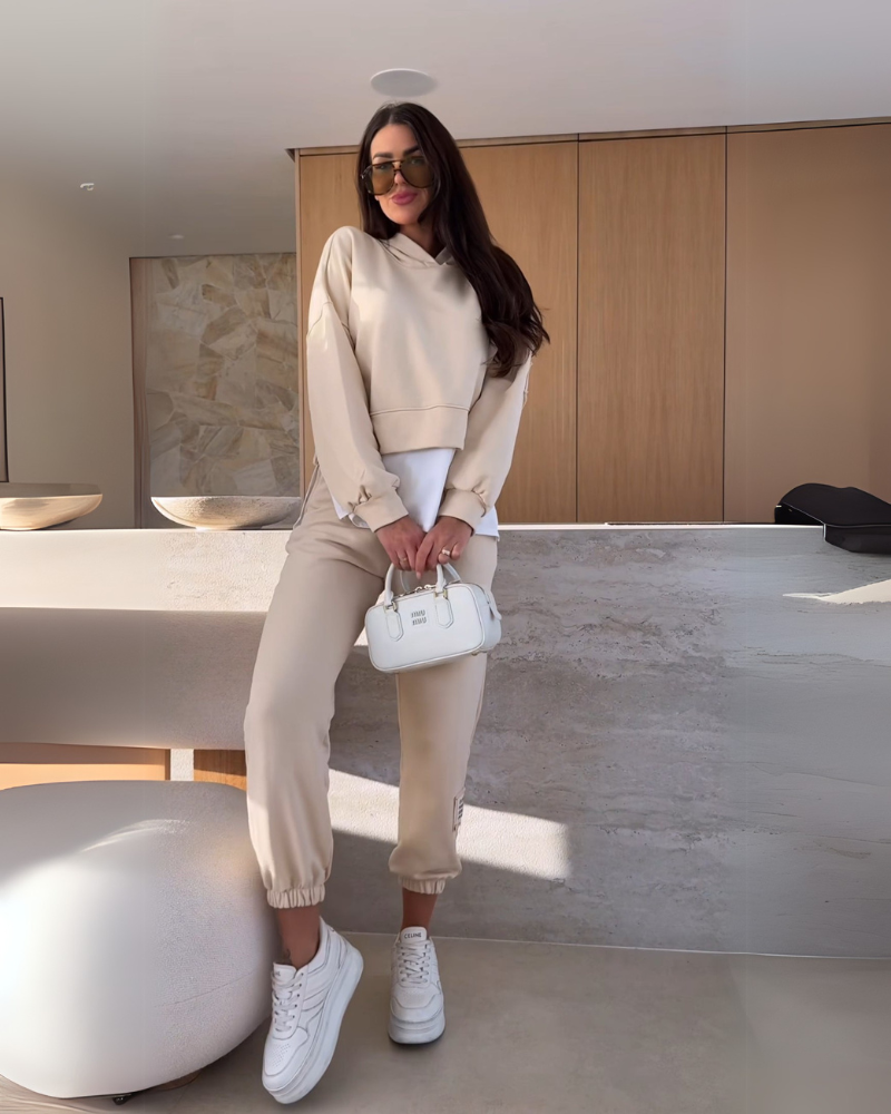 Conjunto Feminino Moletom com Capuz Comfy Gabi