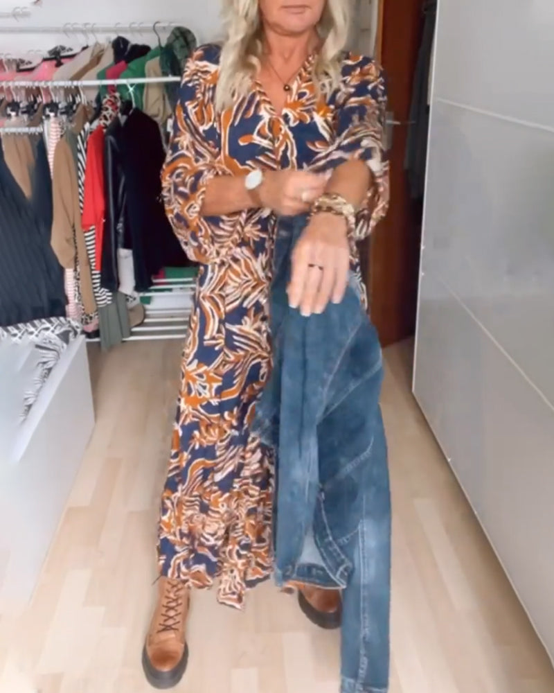 Vestido longo com estampa e decote em V