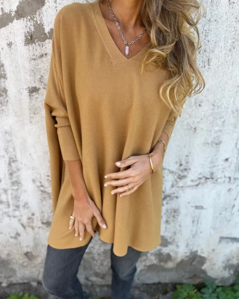Blusa Feminina Oversized com Decote V em Malha Leve Júlia