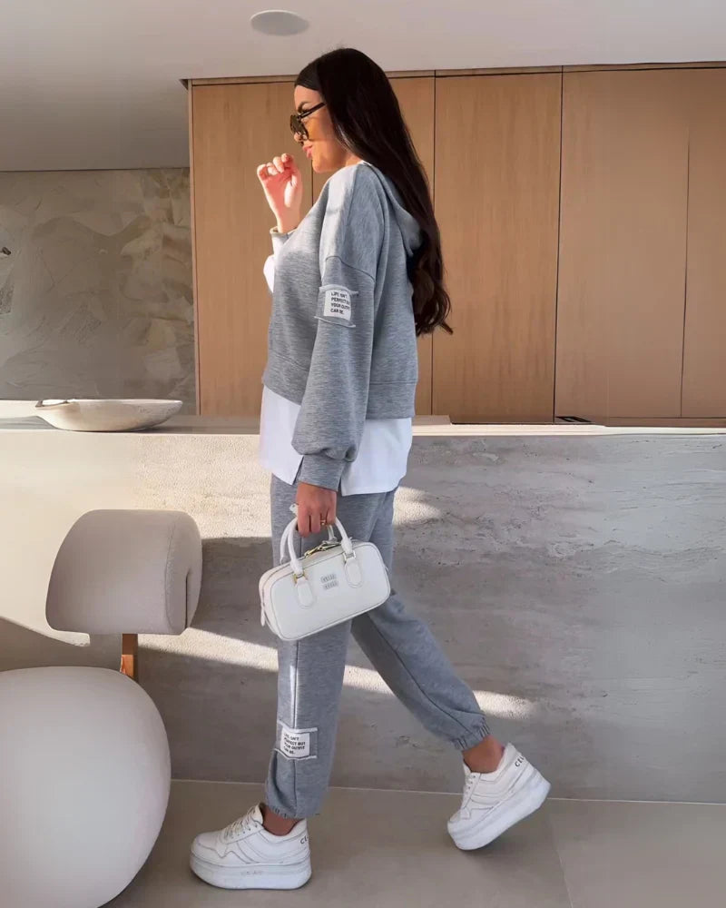 Conjunto Feminino Moletom com Capuz Comfy Gabi