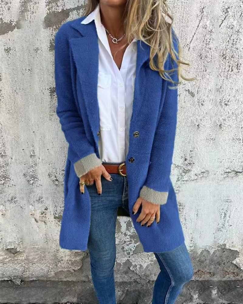 Casaco Feminino de Lã Bouclê com Lapela e Botões Talita