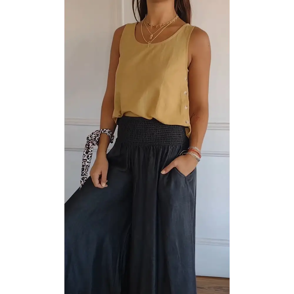 Colete de Algodão e Linho com Botões Laterais