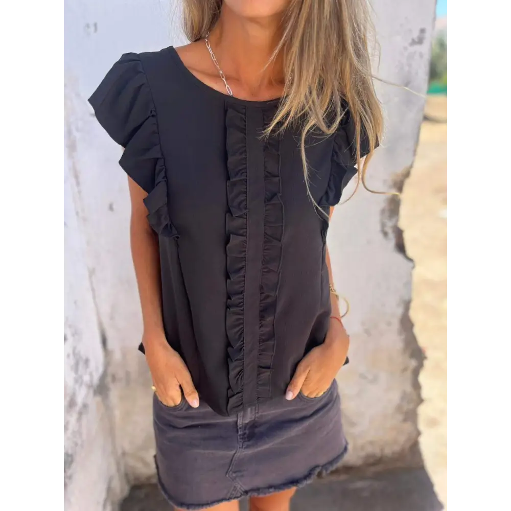 Top com Gola Redonda e Babados Simétricos