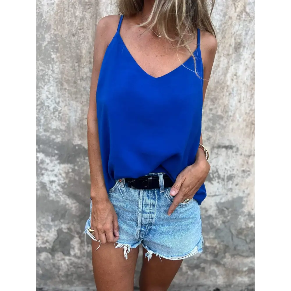 Top halter de cor sólida com decote em V