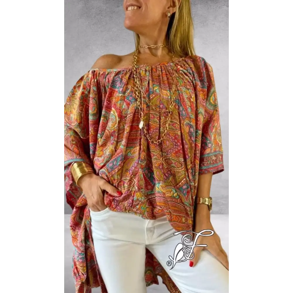 Top solto de ombro caído com manga de morcego